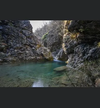 Luxury Knezovic *