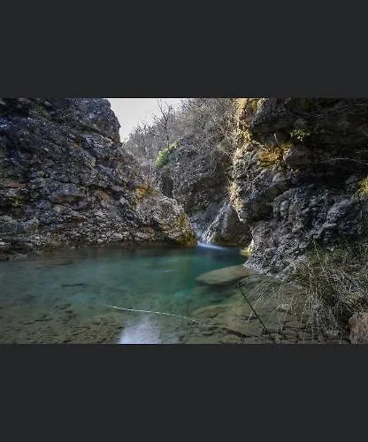 Luxury Knezovic *